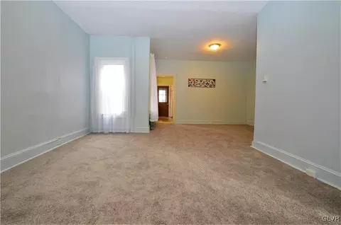 1247 E 3rd St, Bethlehem, PA 18015 photo 4