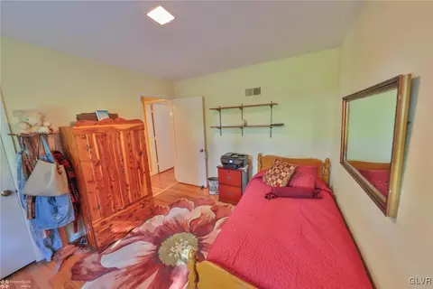 653 E Macada Rd, Bethlehem, PA 18017 photo 21