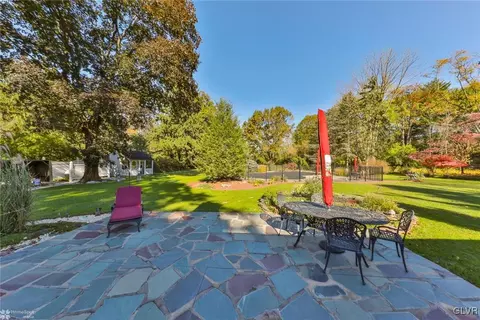 653 E Macada Rd, Bethlehem, PA 18017 photo 34