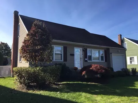 3033 Cornwall Rd, Bethlehem, PA 18017 photo 1