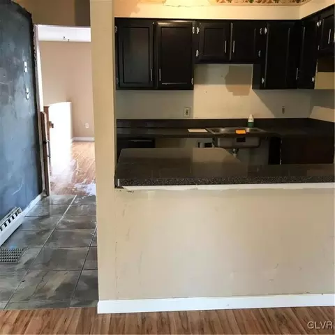 130 Old Frg, Bath, PA 18014 photo 4