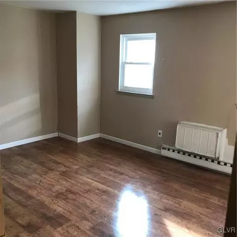 130 Old Frg, Bath, PA 18014 photo 12
