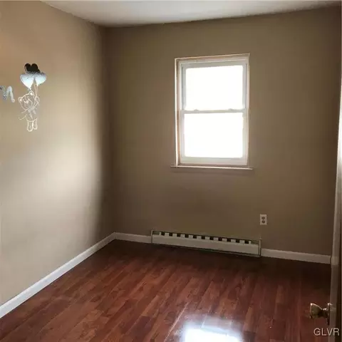 130 Old Frg, Bath, PA 18014 photo 14