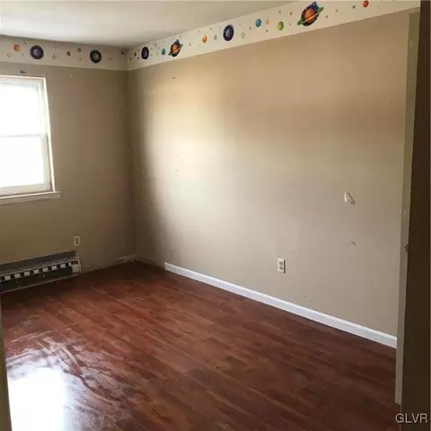 130 Old Frg, Bath, PA 18014 photo 13