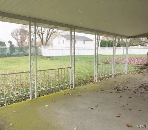 3056 Cornwall Rd, Bethlehem, PA 18017 photo 37