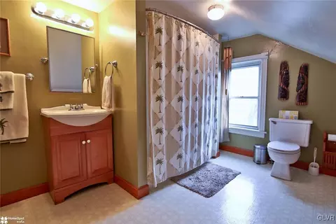 328 E Garrison St, Bethlehem, PA 18018 photo 17