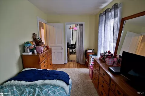328 E Garrison St, Bethlehem, PA 18018 photo 11