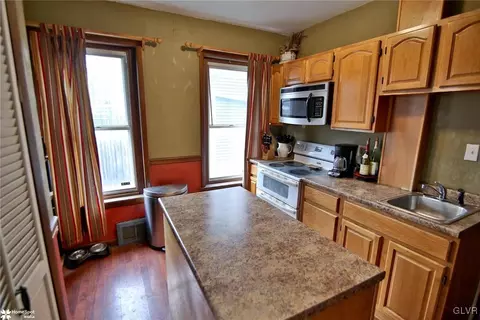 328 E Garrison St, Bethlehem, PA 18018 photo 7