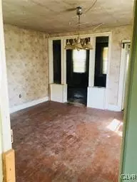142 Northampton St, Bath, PA 18014 photo 4