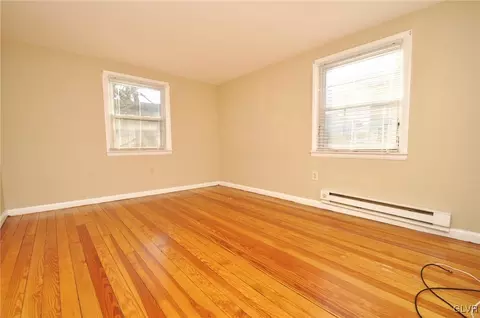 536 E Laurel St, Bethlehem, PA 18018 photo 6