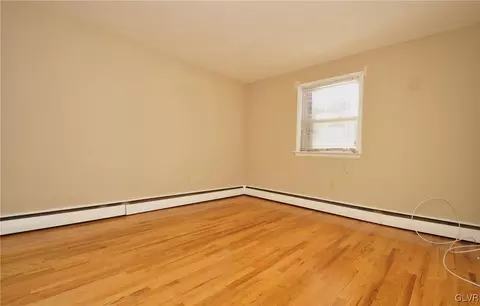 536 E Laurel St, Bethlehem, PA 18018 photo 7