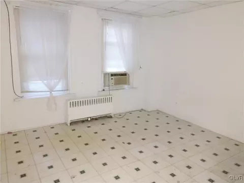 1130 E 3rd St, Bethlehem, PA 18015 photo 12