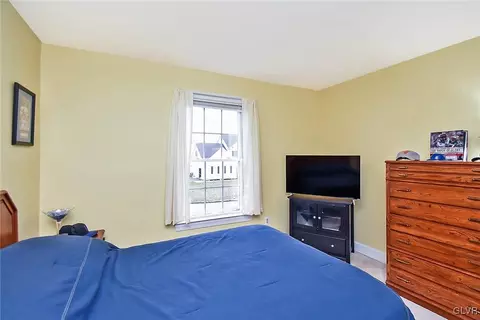 5325 Stenton Dr, Bethlehem, PA 18017 photo 33