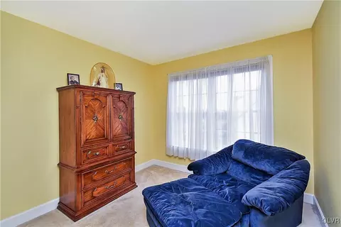 5325 Stenton Dr, Bethlehem, PA 18017 photo 26
