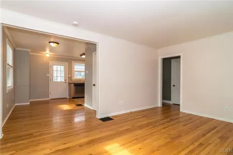 408 Willow Rd, Hellertown, PA 18055 photo 13