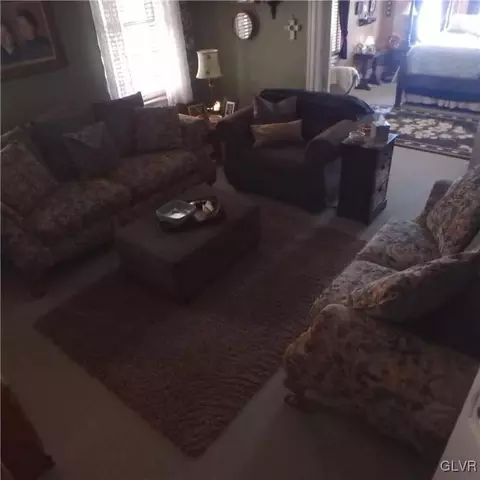 59 E Goepp St, Bethlehem, PA 18018 photo 2