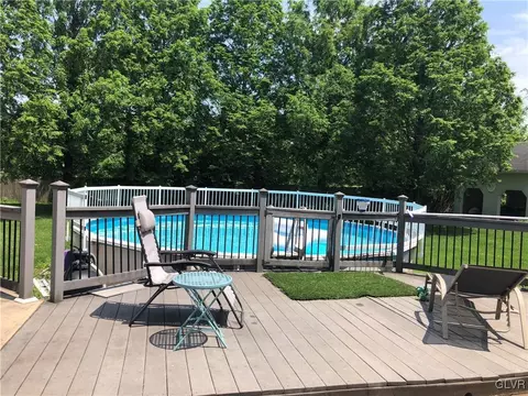 7108 Arrowhead Rd, Bath, PA 18014 photo 6