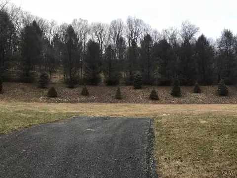 2324 W Best Rd, Moore Twp, PA 18014 photo 7