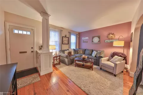 236 E Union Blvd, Bethlehem, PA 18018 photo 2