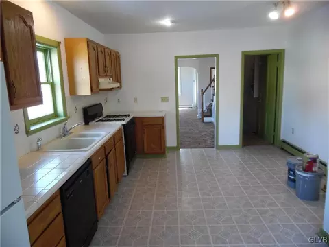 223 E Raspberry, Bethlehem, PA 18018 photo 7
