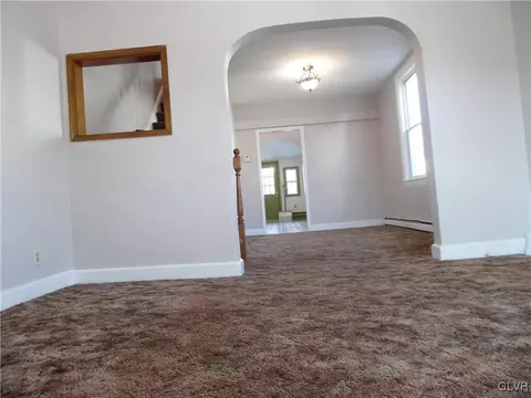 223 E Raspberry, Bethlehem, PA 18018 photo 5