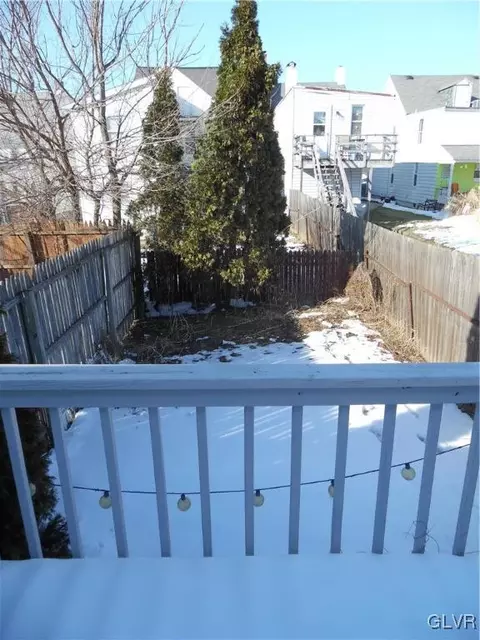 223 E Raspberry, Bethlehem, PA 18018 photo 4