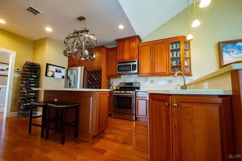 4741 Pinehurst Cir, Bethlehem, PA 18015 photo 5