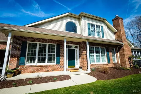 4741 Pinehurst Cir, Bethlehem, PA 18015 photo 1