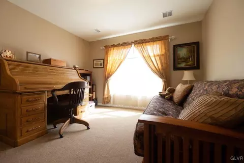 4741 Pinehurst Cir, Bethlehem, PA 18015 photo 16