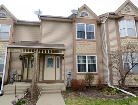 125 Commonwealth Dr, Bethlehem, PA 18020 photo 1