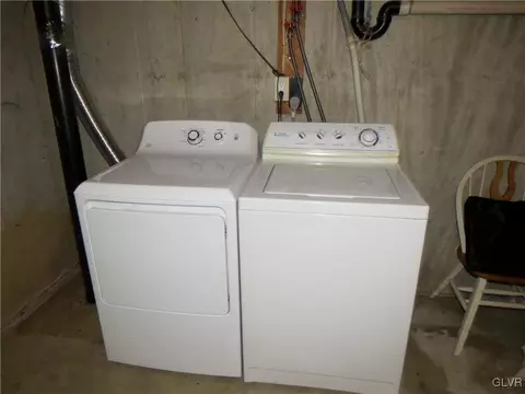 125 Commonwealth Dr, Bethlehem, PA 18020 photo 22