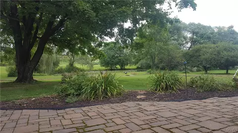 538 Bauer Rd, Bath, PA 18014 photo 14