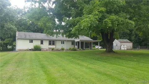 538 Bauer Rd, Bath, PA 18014 photo 10