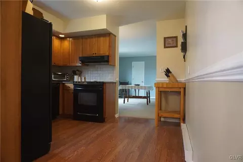 275 S Egg Rd, Bath, PA 18014 photo 12