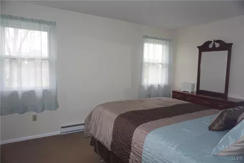 275 S Egg Rd, Bath, PA 18014 photo 20