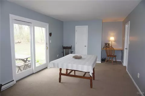 275 S Egg Rd, Bath, PA 18014 photo 6