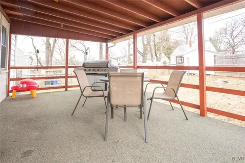 139 Cedar Rd, Hellertown, PA 18055 photo 16