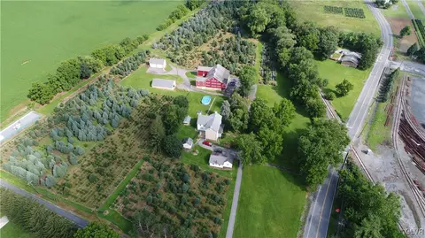 6699 Locust Rd, Bath Borough, PA 18014 photo 42