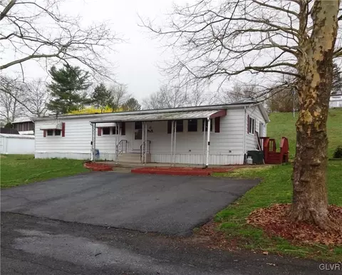 10 Brookside Dr, Bath, PA 18014 photo 33