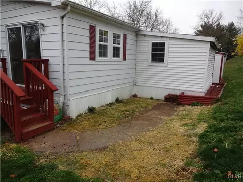10 Brookside Dr, Bath, PA 18014 photo 35