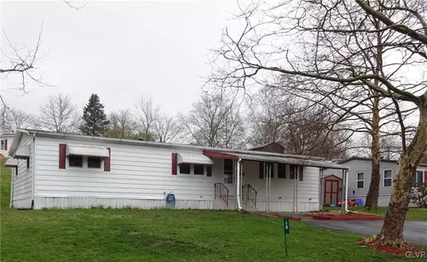 10 Brookside Dr, Bath, PA 18014 photo 45