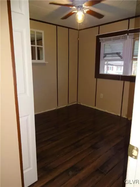 10 Brookside Dr, Bath, PA 18014 photo 23