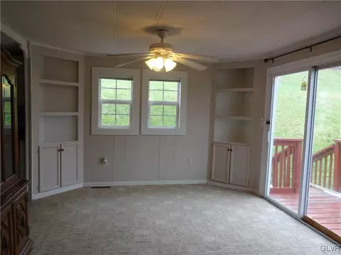 10 Brookside Dr, Bath, PA 18014 photo 9
