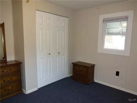 10 Brookside Dr, Bath, PA 18014 photo 29