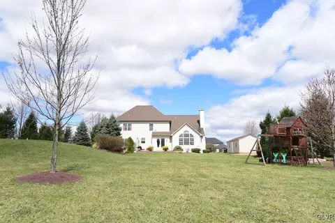 202 Eagle View Dr, Bath, PA 18014 photo 38