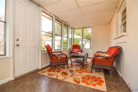 285 E Macada Rd, Bethlehem, PA 18017 photo 18