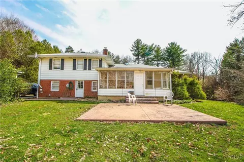 285 E Macada Rd, Bethlehem, PA 18017 photo 20