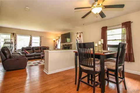 285 E Macada Rd, Bethlehem, PA 18017 photo 6