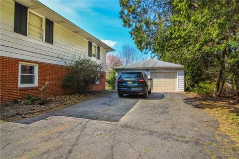 285 E Macada Rd, Bethlehem, PA 18017 photo 25