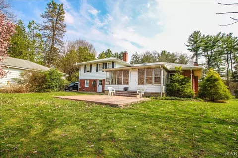 285 E Macada Rd, Bethlehem, PA 18017 photo 22